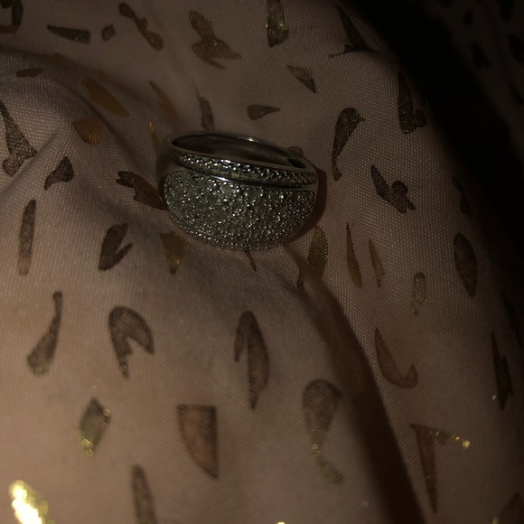 Diamond Encrusted Ring - New - Picture 6 of 6